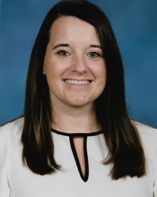 Headshot of Shannon Schell, LMHC